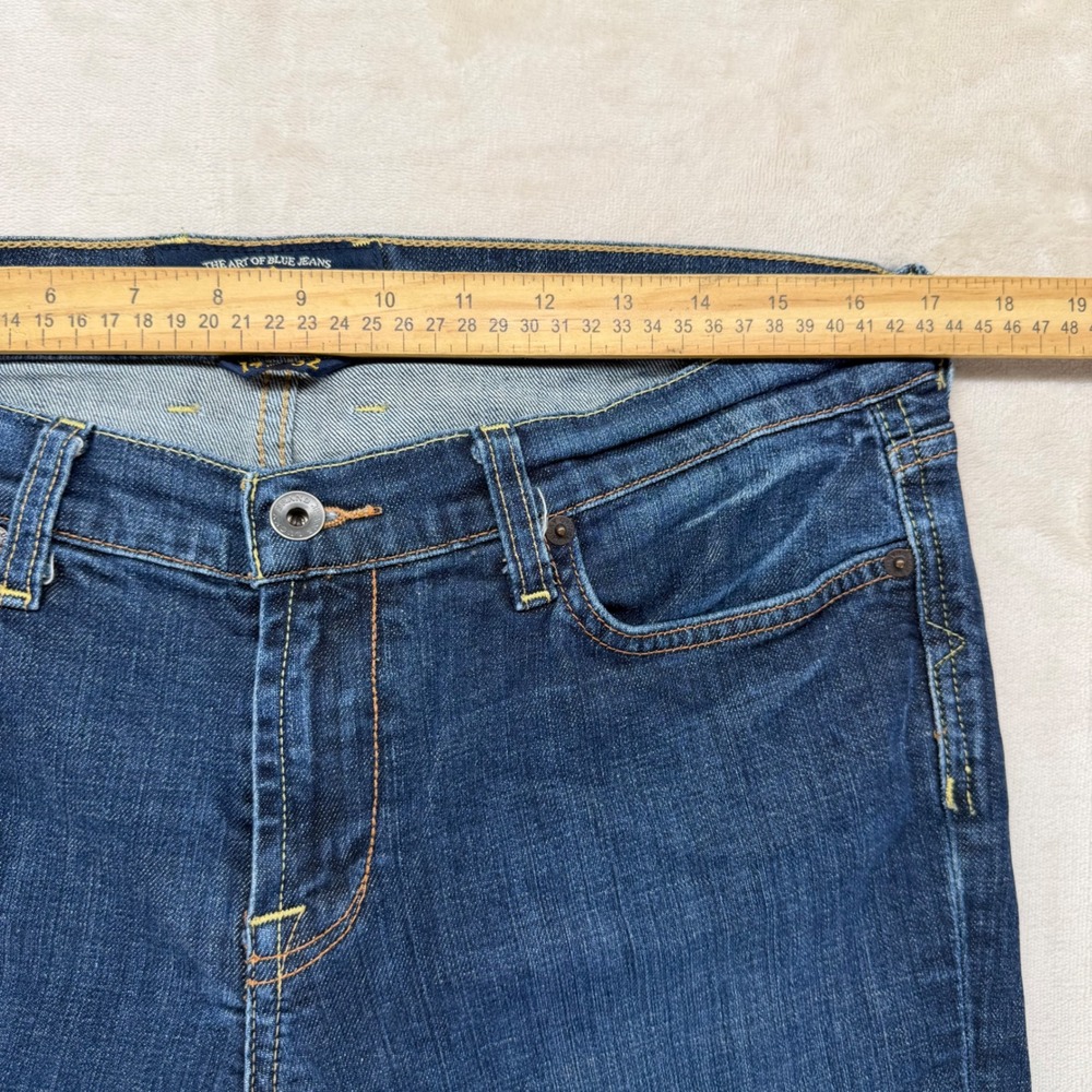 Lucky Brand Sweet N Low Jeans Womens 14/32 Blue Fair Distressed Bootcut Low Rise - Picture 4 of 8